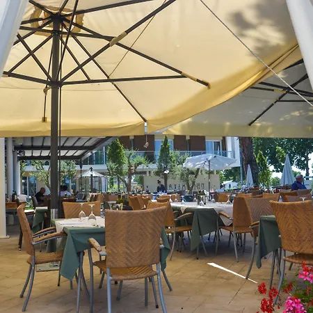 Otel Maximilian Bardolino