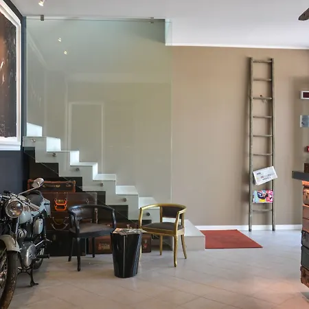 Maximilian Otel Bardolino