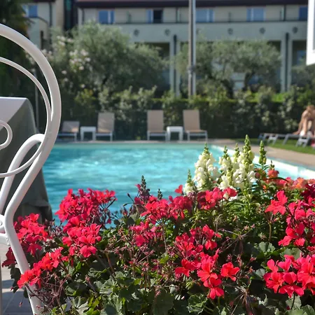 Maximilian ホテル