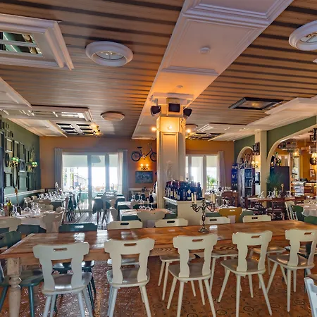 Ξενοδοχείο Maximilian Μπαρντολίνο