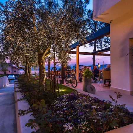 Maximilian 3* バルドリーノ