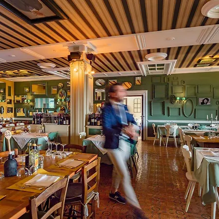 Maximilian ホテル